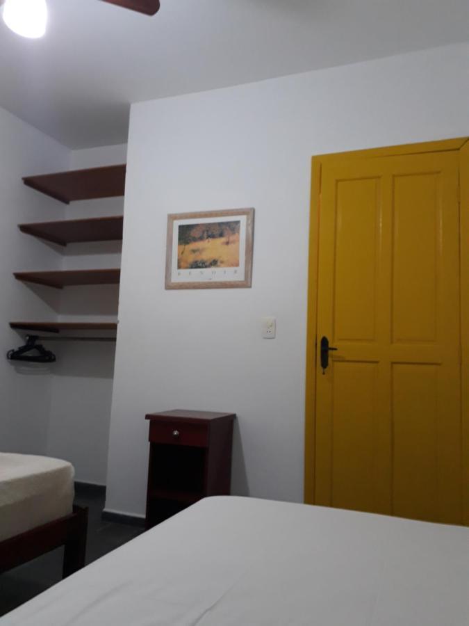 Residencial Colonial Amarelo A 150M Da Praia De Mariscal Aparthotel Bombinhas Exterior photo